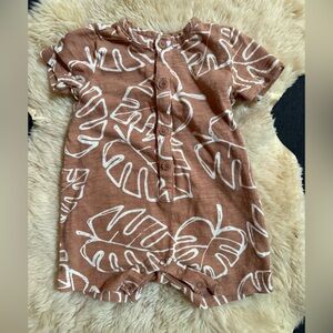 Organic cotton baby romper